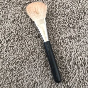 Mac brush